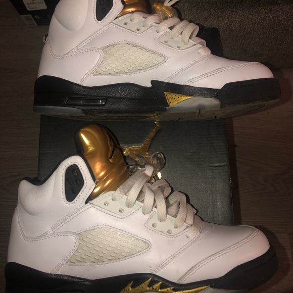 Gold Coin Jordan 5’s size 6 g.s